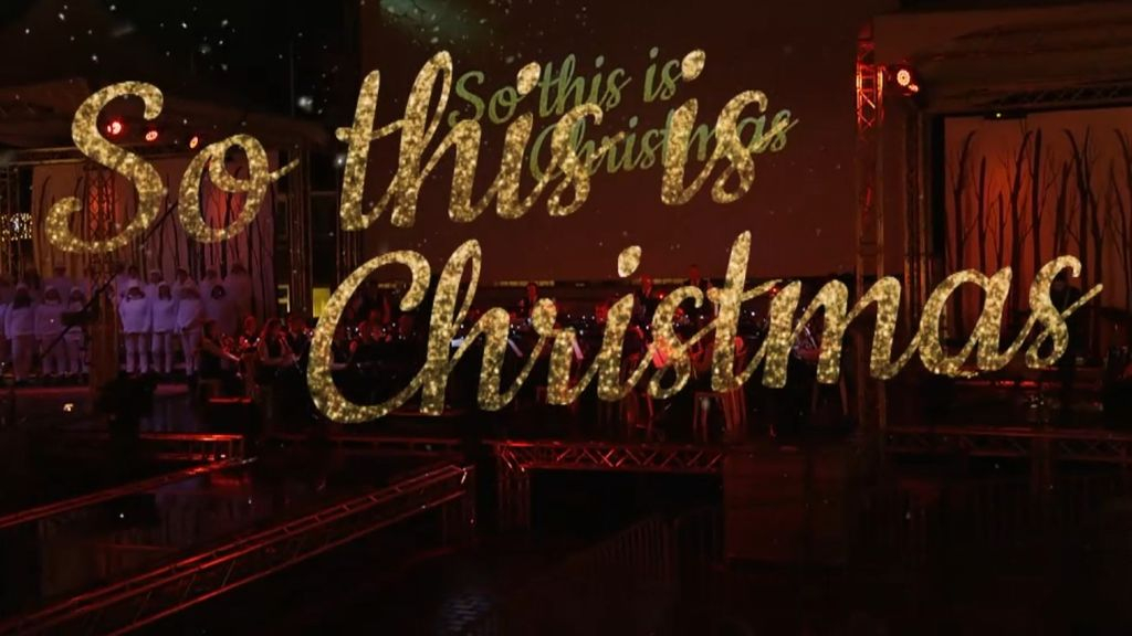 Foto: So this is Christmas op TV Nunspeet