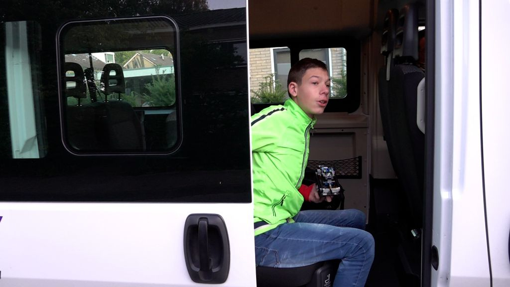 Foto: Soms komt de taxi te laat, soms helemaal niet; problemen met leerlingenvervoer kwetsbaren