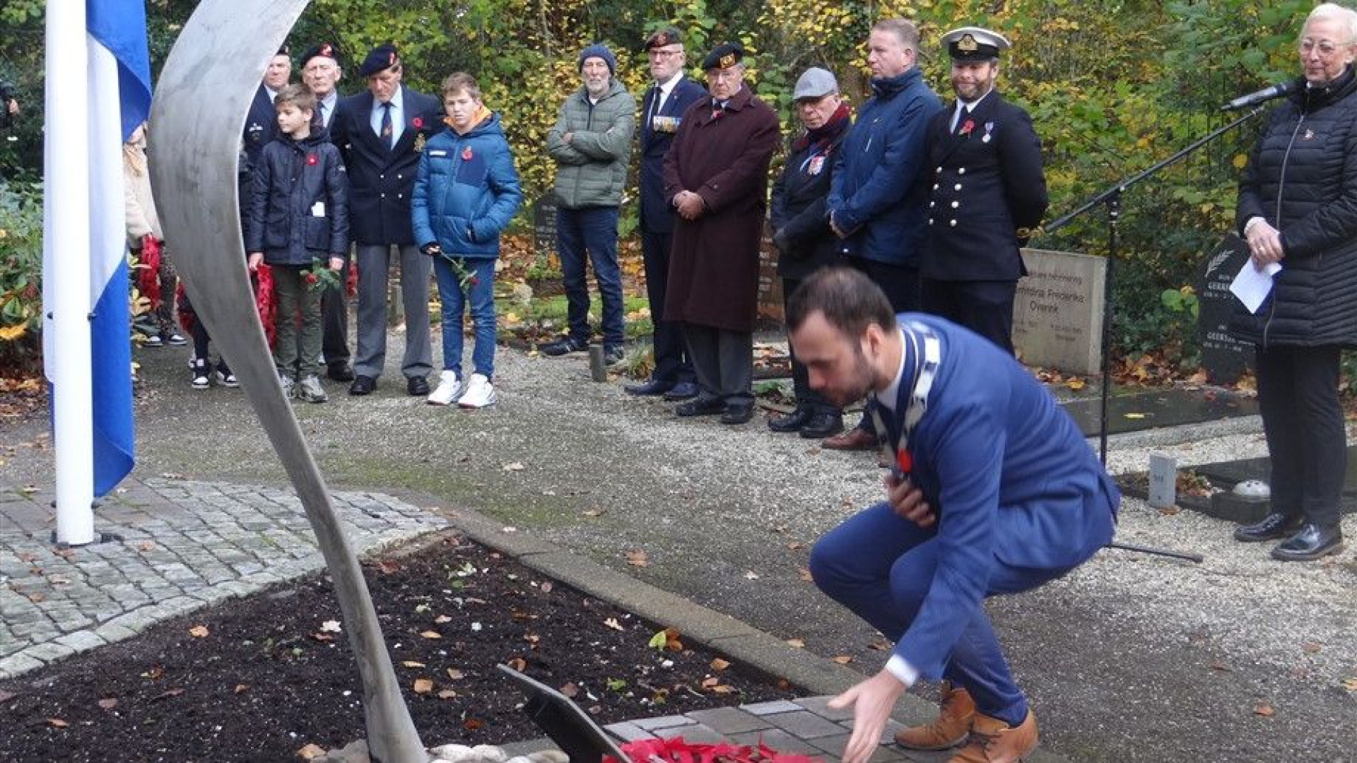 Foto: Stijlvolle herdenking Poppyday in Nunspeet