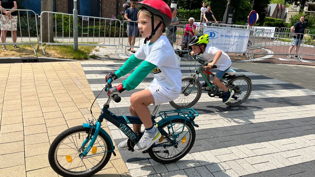Foto: Dikke bandenrace in Hoevelaken