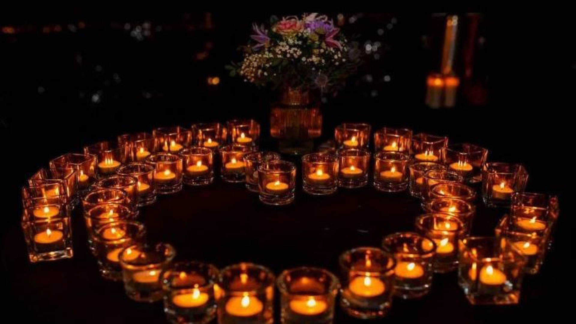 Foto: Zondag 10 december Wereldlichtjesdag