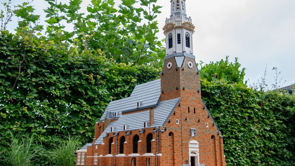 Foto: Legokerk op Open Monumentendag te zien in Grote Kerk Nijkerk