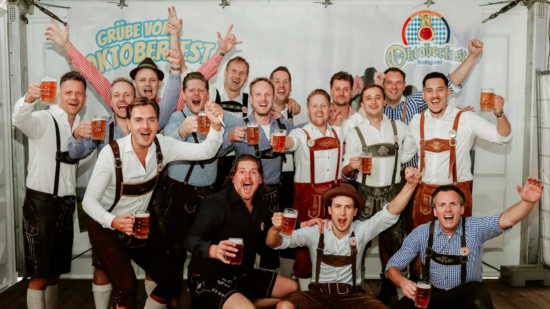 Foto: Tafelronde Nunspeet haalt €33.000 op met het altijd gezellige Oktoberfest