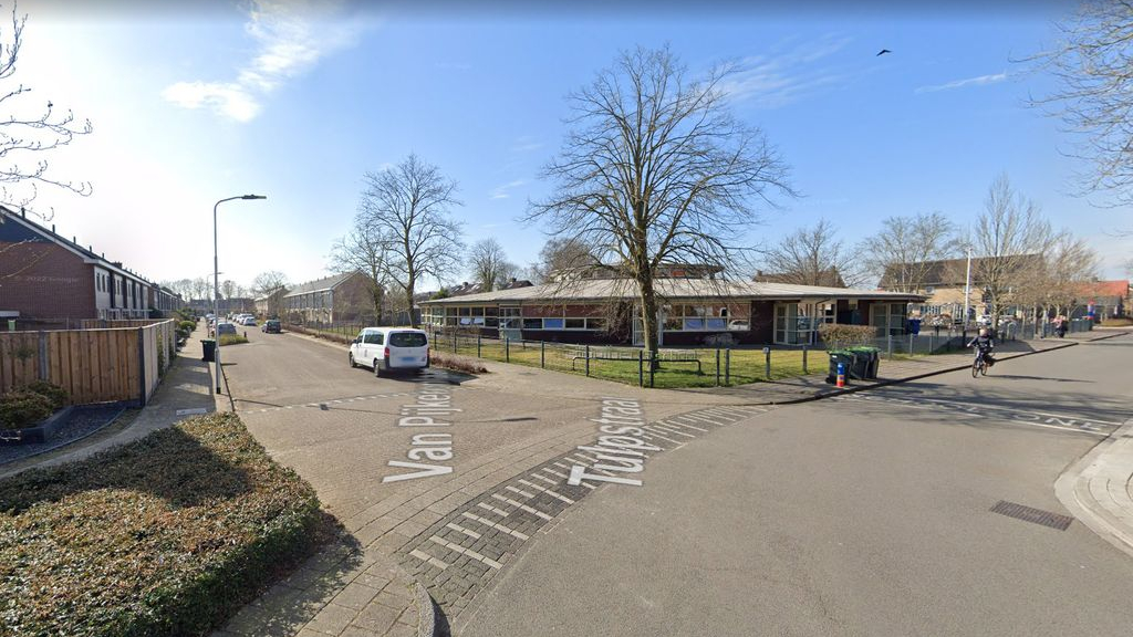 Foto: Doorstart reconstructie van de Van Pijkerenlaan in Oldebroek