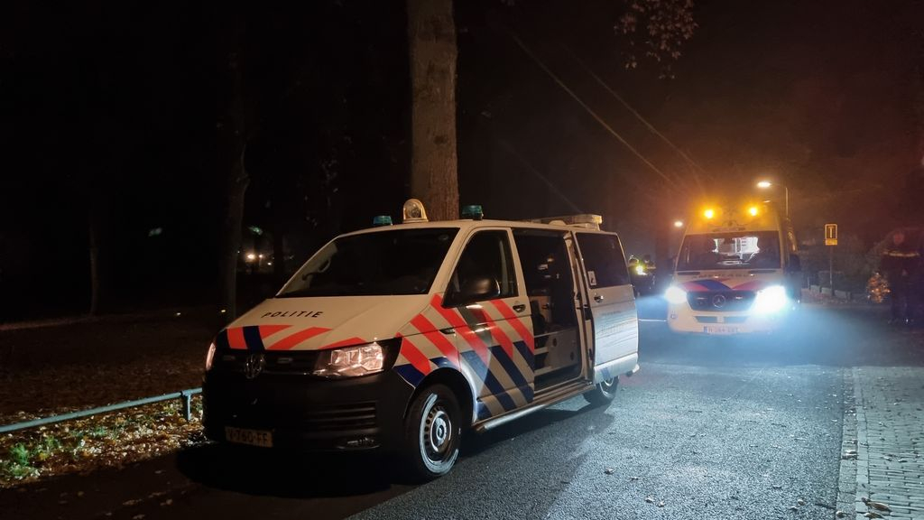 Foto: Man te water in Oranjepark