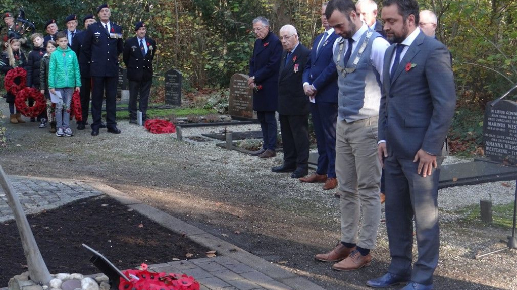 Foto: Goede belangstelling Poppy Day Nunspeet