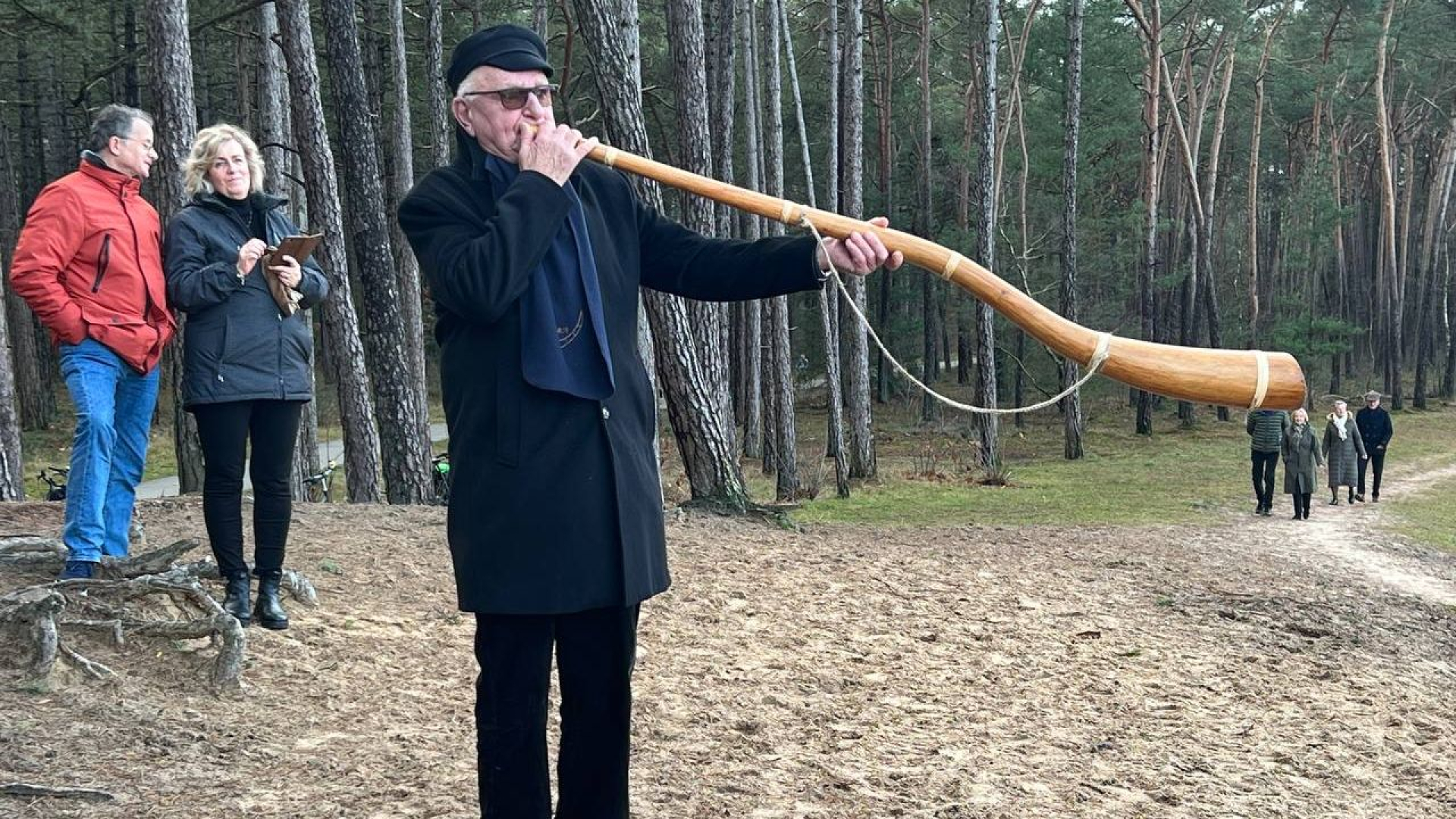 Foto: De Veluwse Midwienterhoornbloazers te gast bij de Zandenplas