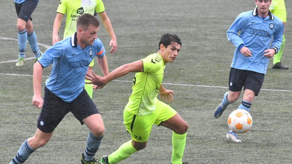 Foto: Veensche Boys vergist zich in Dieren (2-2)