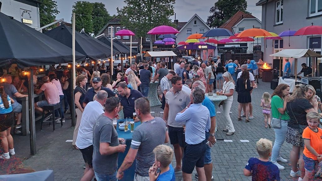 Foto: Zomerfeest op Het Plein