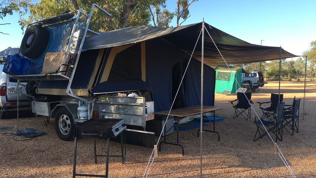 Foto: Kamperen met kinderen? Gooi deze spullen achterin!