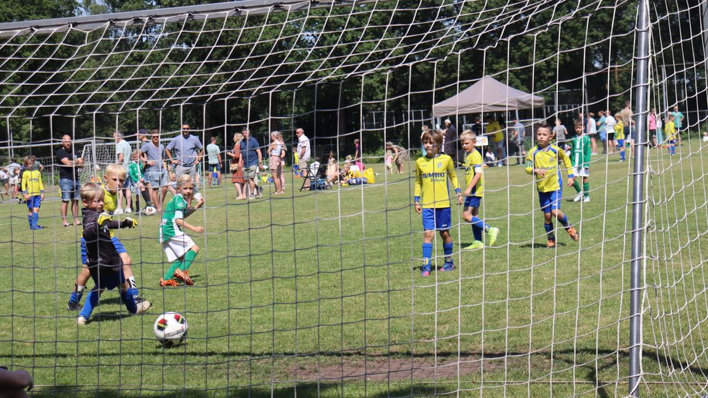 Foto: Jumbo Binnendijk pupillen/jeugd Toernooi bij vv Nunspeet