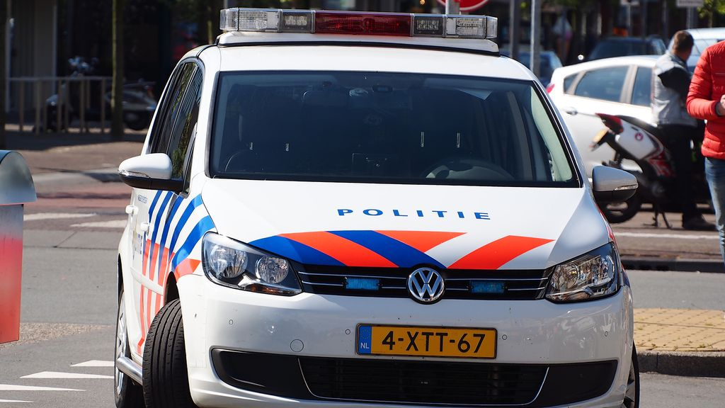 Foto: Autobranche onder de loep tijdens grote controle