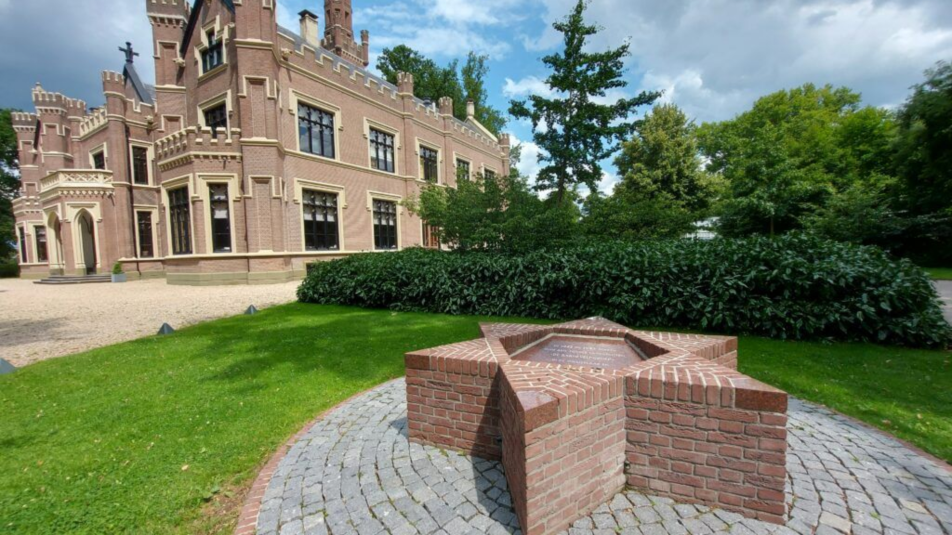 Foto: Herdenking deportatie Barneveldgroep