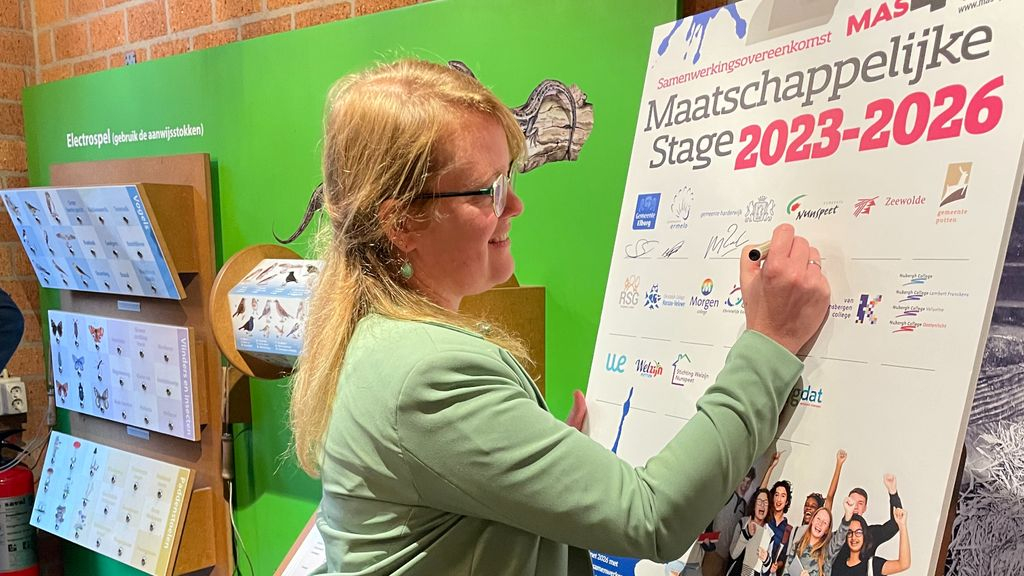 Foto: Samenwerkingsovereenkomst maatschappelijke stage voortgezet