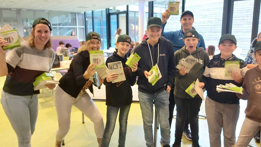 Foto: Leerlingen Veluvine strijden om zo kort mogelijk te douchen