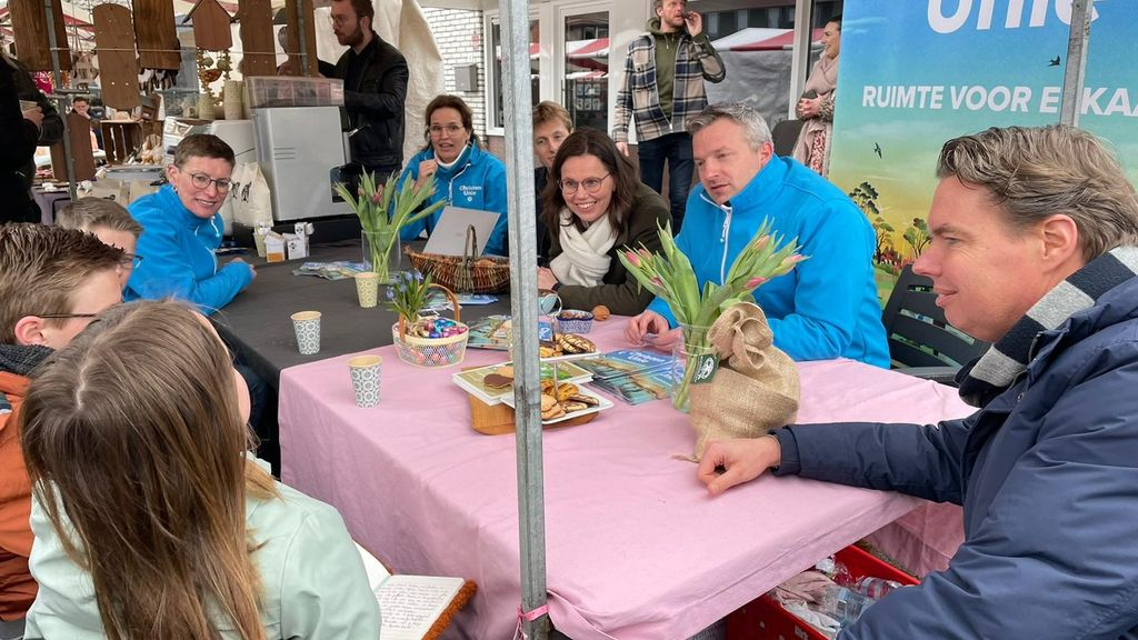 Foto: Nunspeet in gesprek met fractievoorzitter Tweede Kamer Mirjam Bikker
