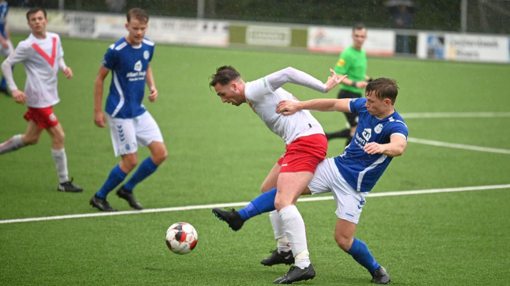 Foto: Dramatische tweede helft Veensche Boys tegen Valleivogels
