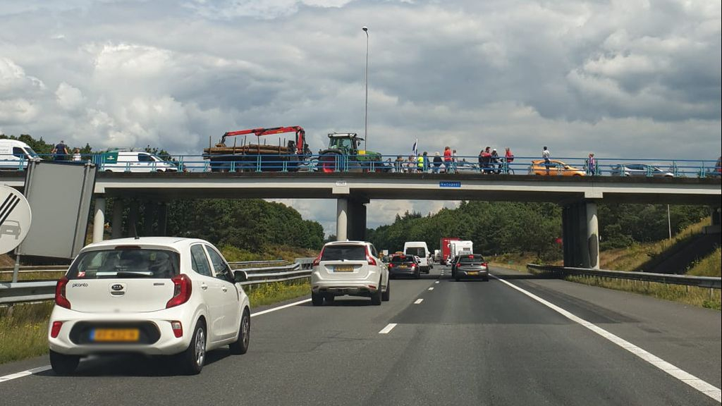 Foto: Boeren voeren opnieuw actie op de snelweg A28