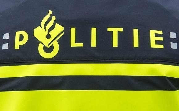 Foto: 17-jarige scooterrijder gezocht na aanrijding in ‘t Loo