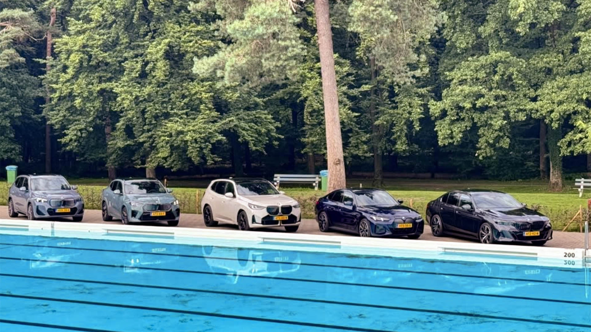 Foto: Boschbad Apeldoorn wijst op parkeeroverlast