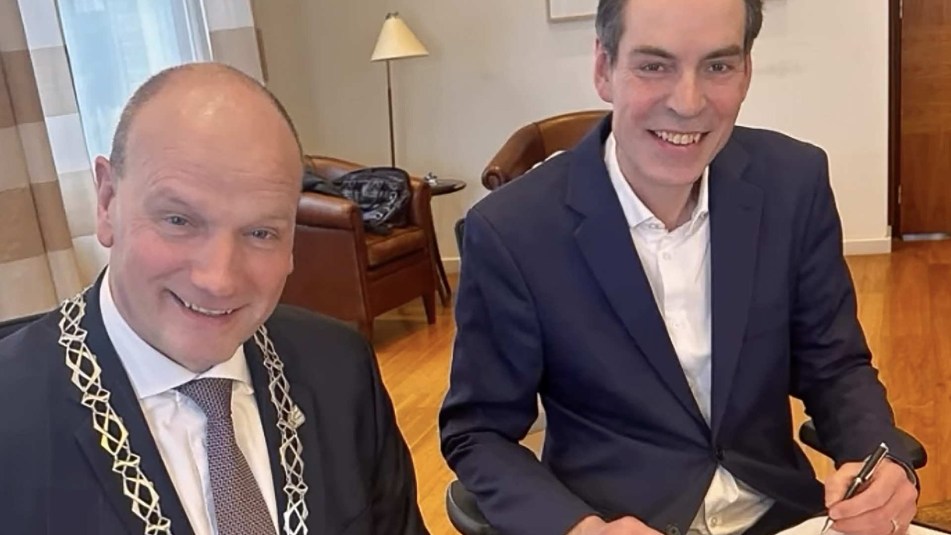 Foto: Nieuwe overeenkomst opruimen achtergebleven oorlogsmateriaal bij Hoog Soeren