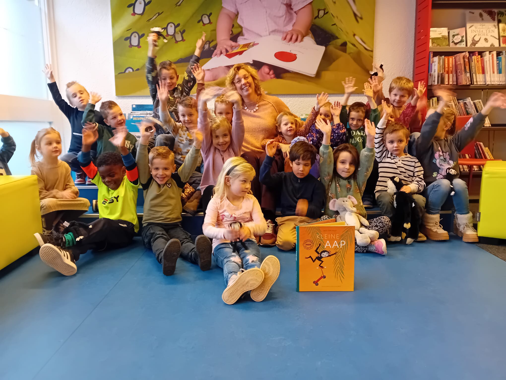 Foto: Bibliotheek Wapenveld nu gevestigd in nieuwe MFA Hof van Cramer