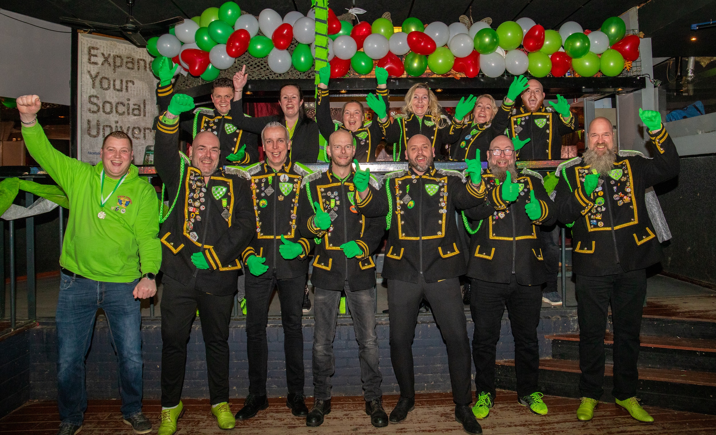 Foto: Geslaagd Pré Carnaval Feest bij Gewoon Deurgoan