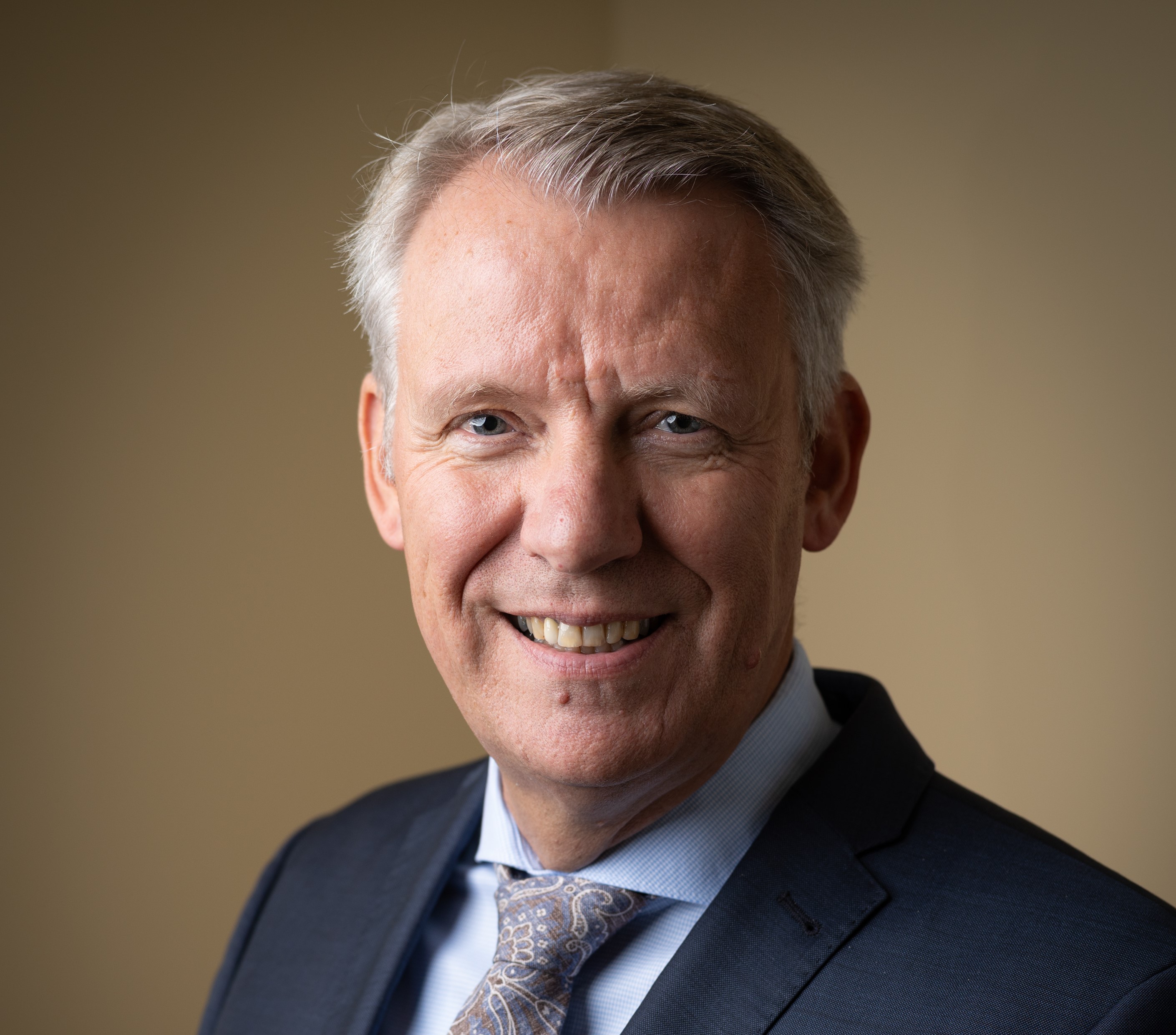 Foto: Gemeentesecretaris Ben van Zuthem kondigt vertrek aan