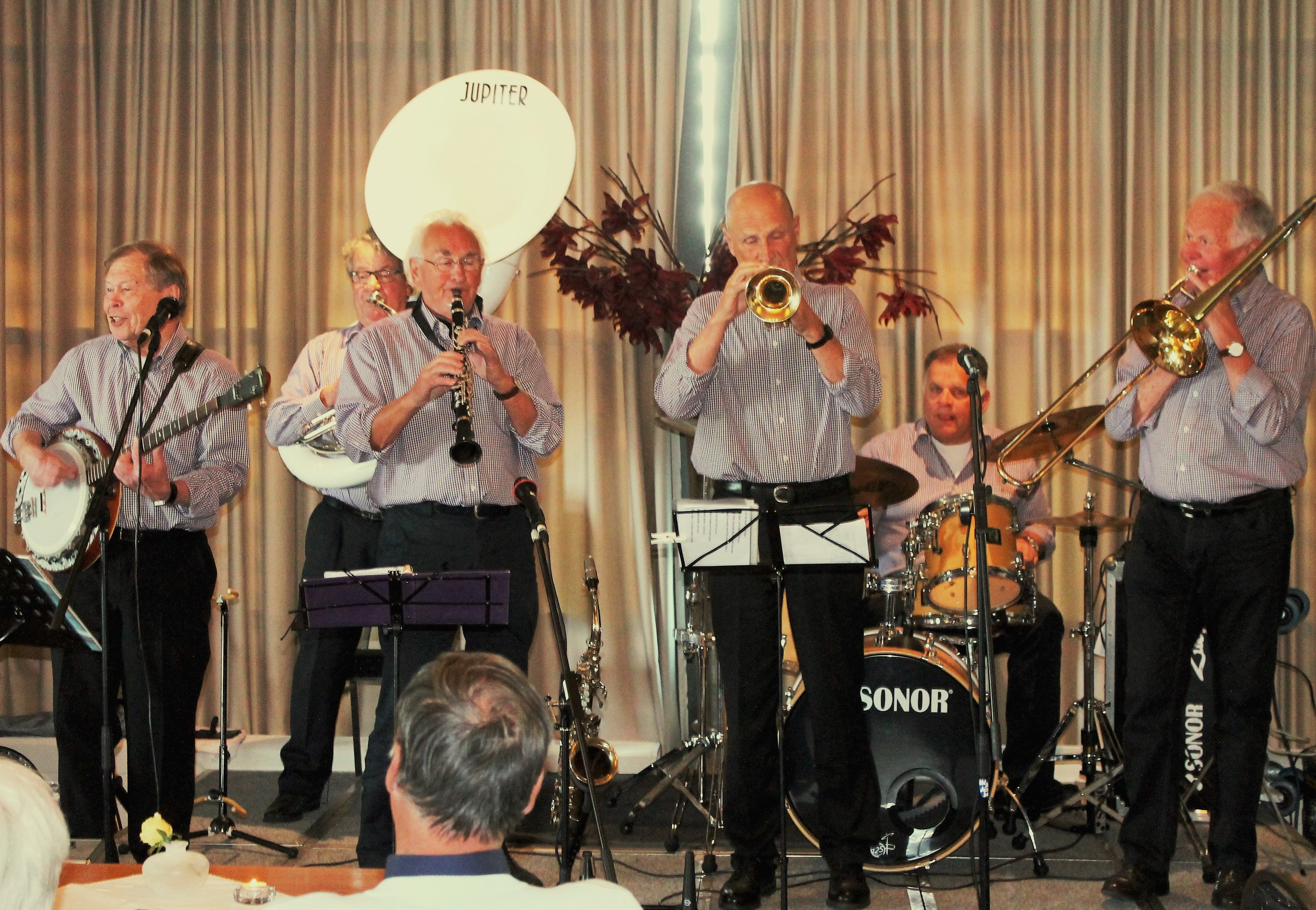 Foto: Twee muziekstijlen in groen Worpplantsoen