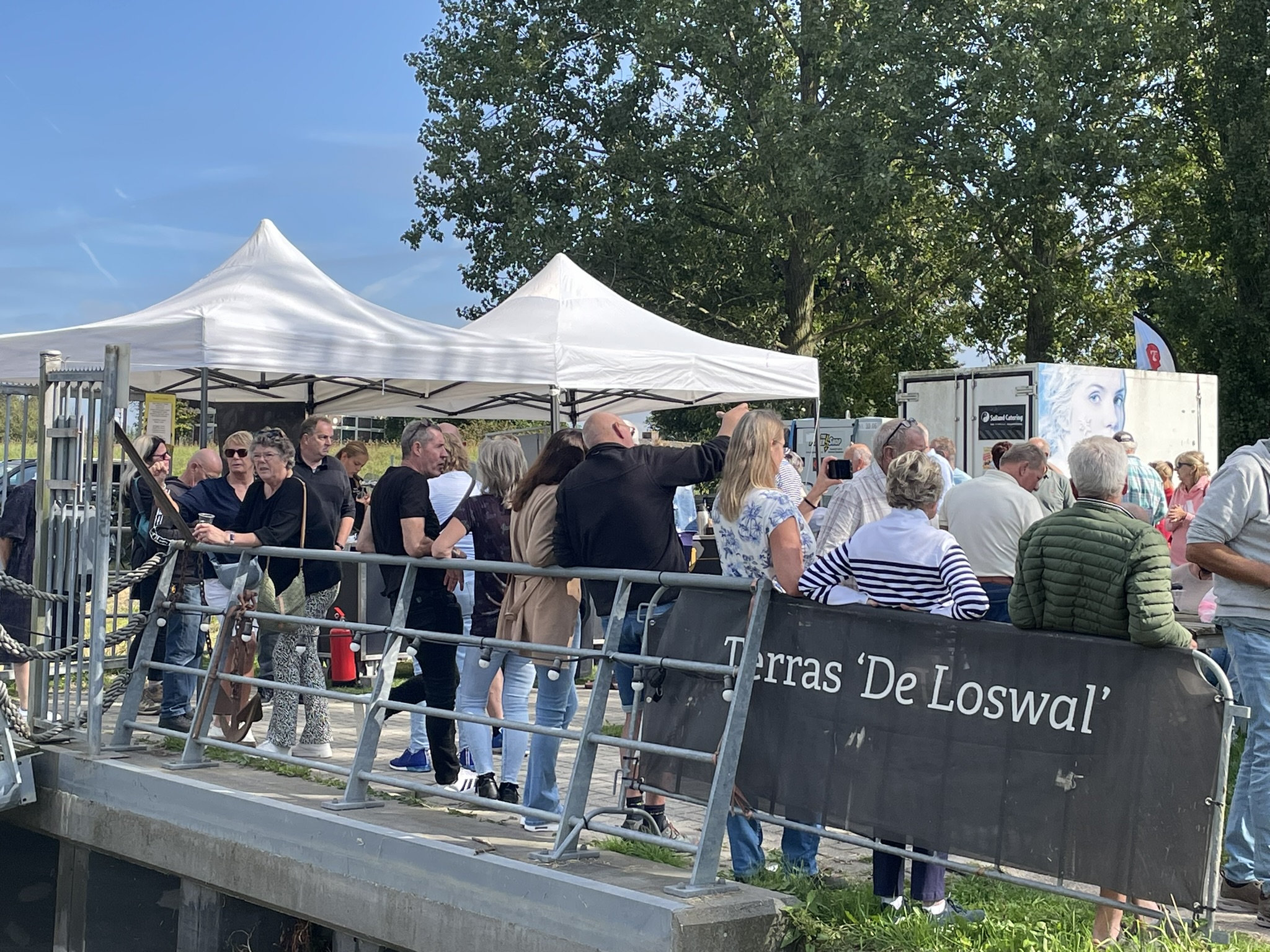 Foto: De Ijssel rockte weer met rondje pontje rock