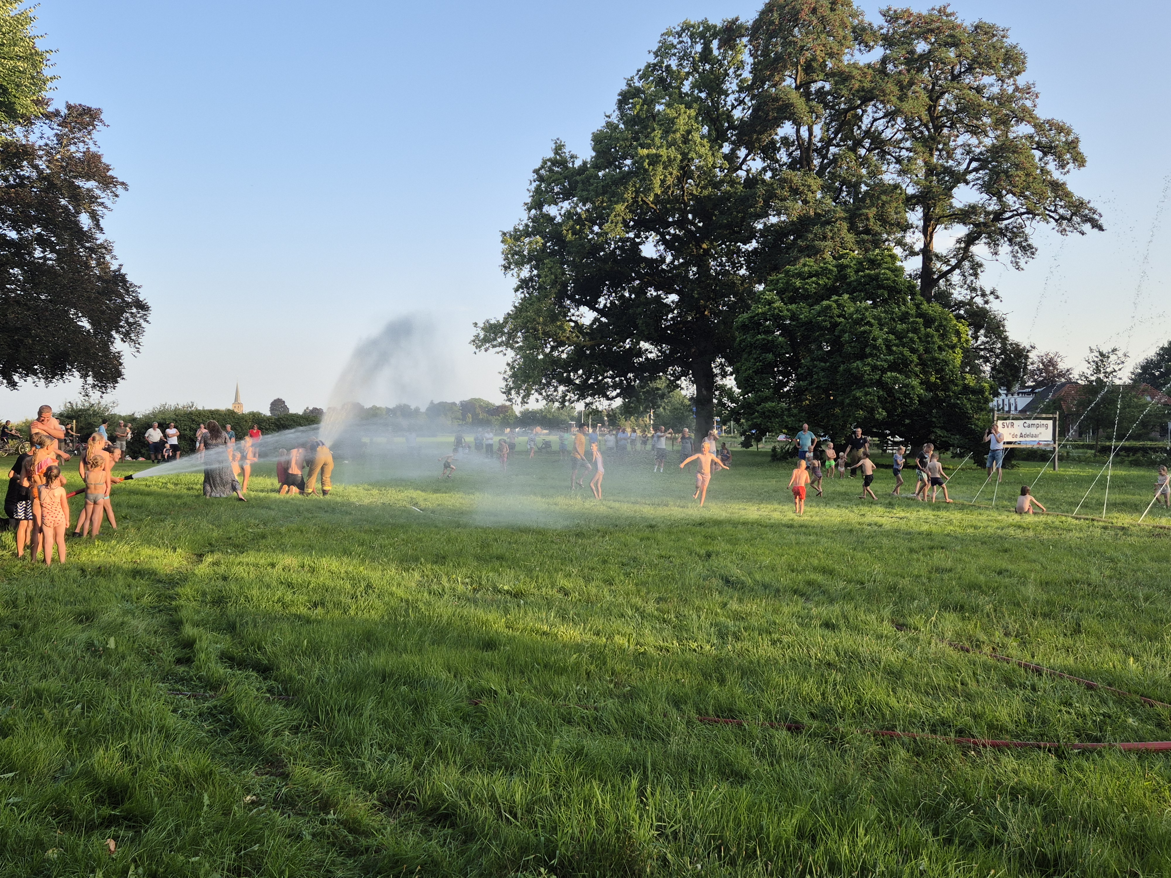 Foto: Brandweer Voorst werkt aan haar opvolgers