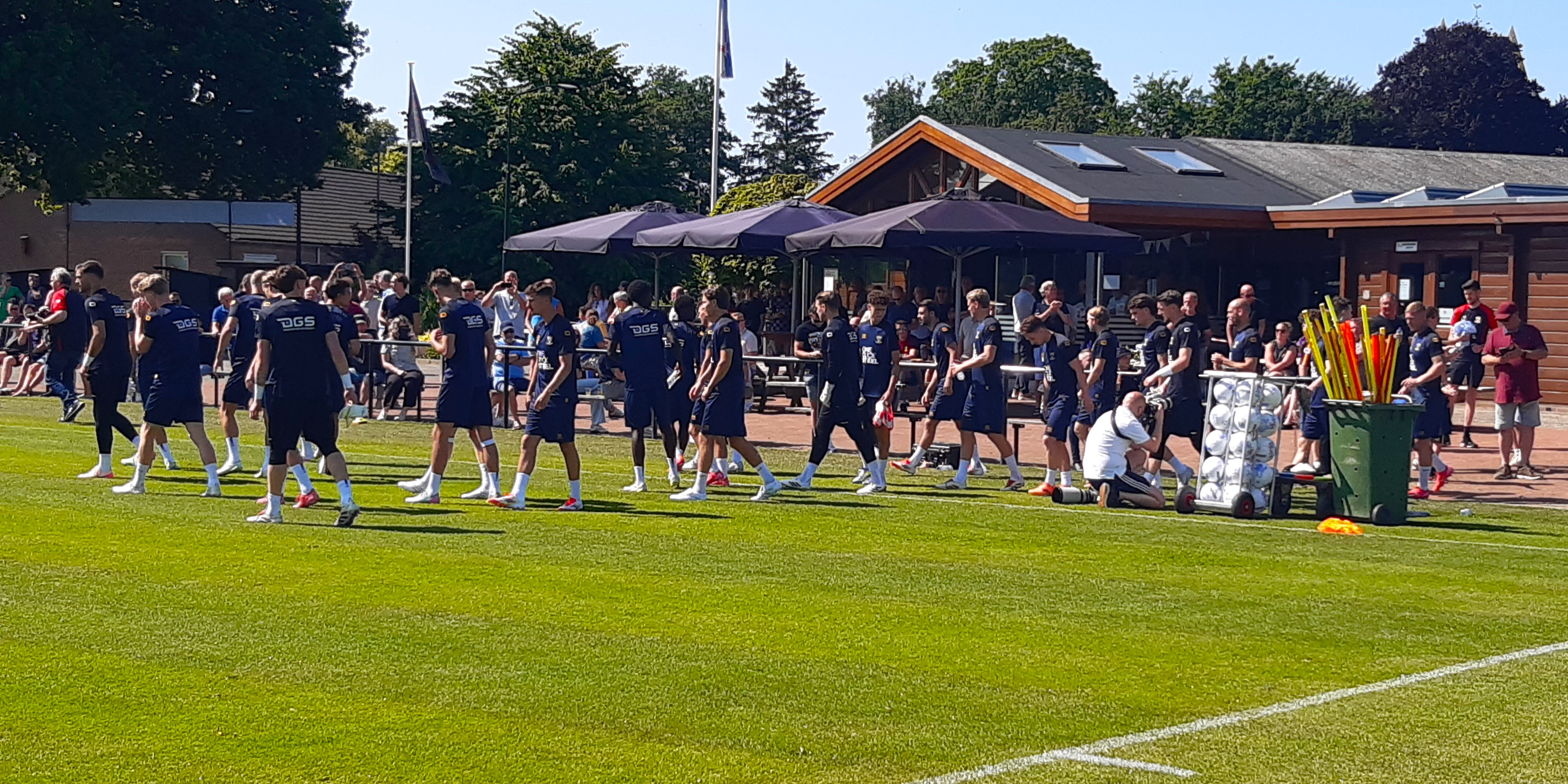Foto: SV Terwolde gastheer 1e training Go Ahead Eagles