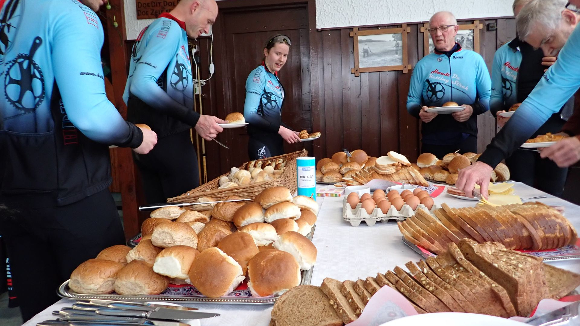 Foto: Paasrit Houdt de Ketting Strak Emst