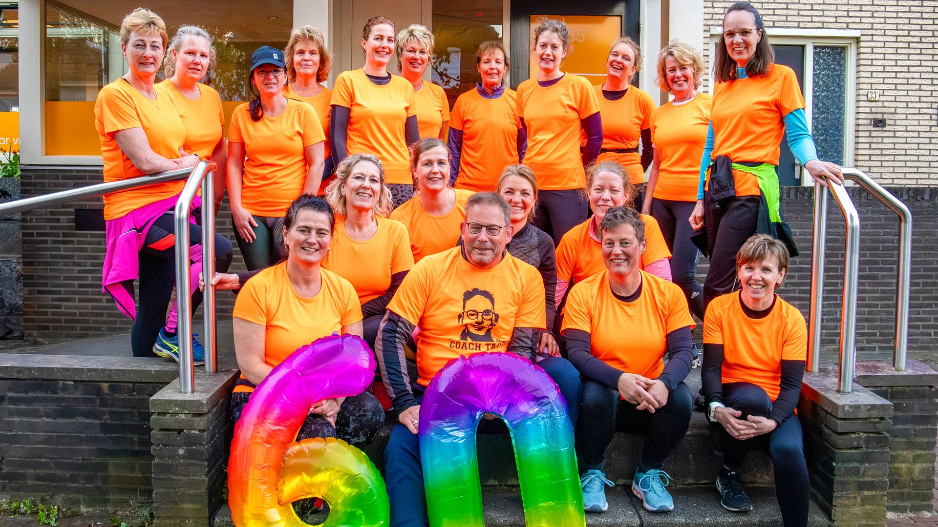 Foto: Team Taco viert 60e verjaardag op verrassende wijze