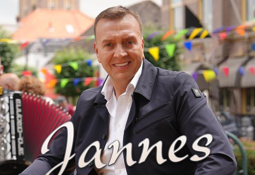 Foto: Jannes neemt clip op in Heerde