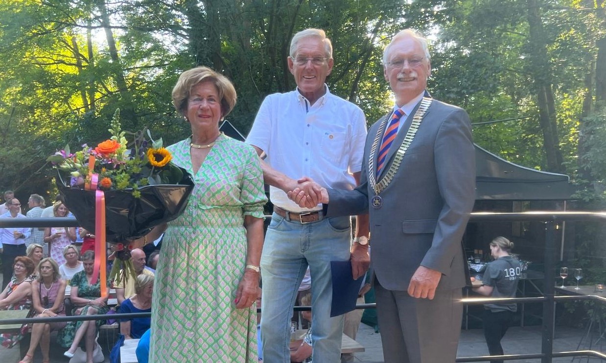 Foto: Rob Aalberts uit Oene benoemd tot ‘Paul Harris Fellow’