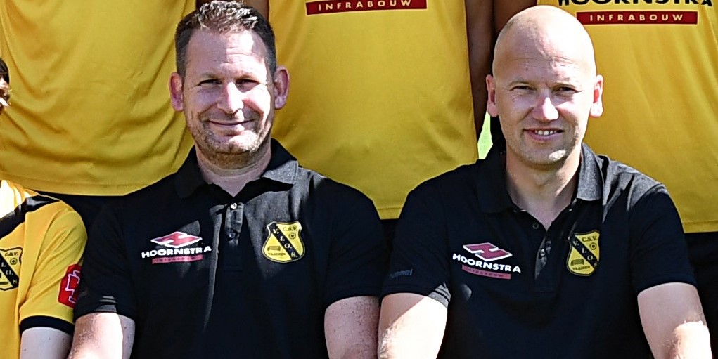 Foto: Contractverlenging trainersstaf VIOS Vaassen