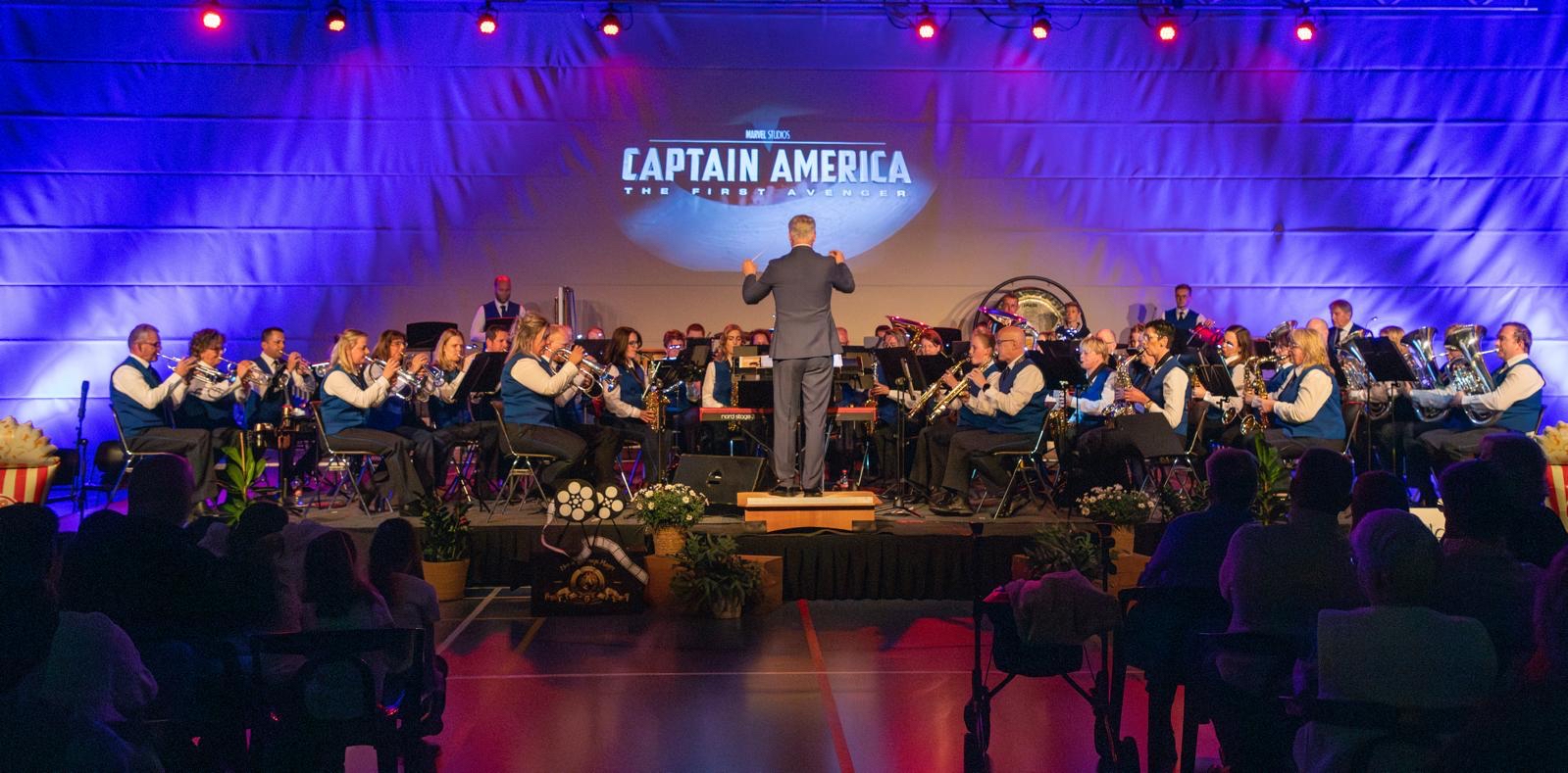 Foto: Vaassens Fanfare Corps schittert tijdens voorjaarsconcert in ‘beeld en geluid’