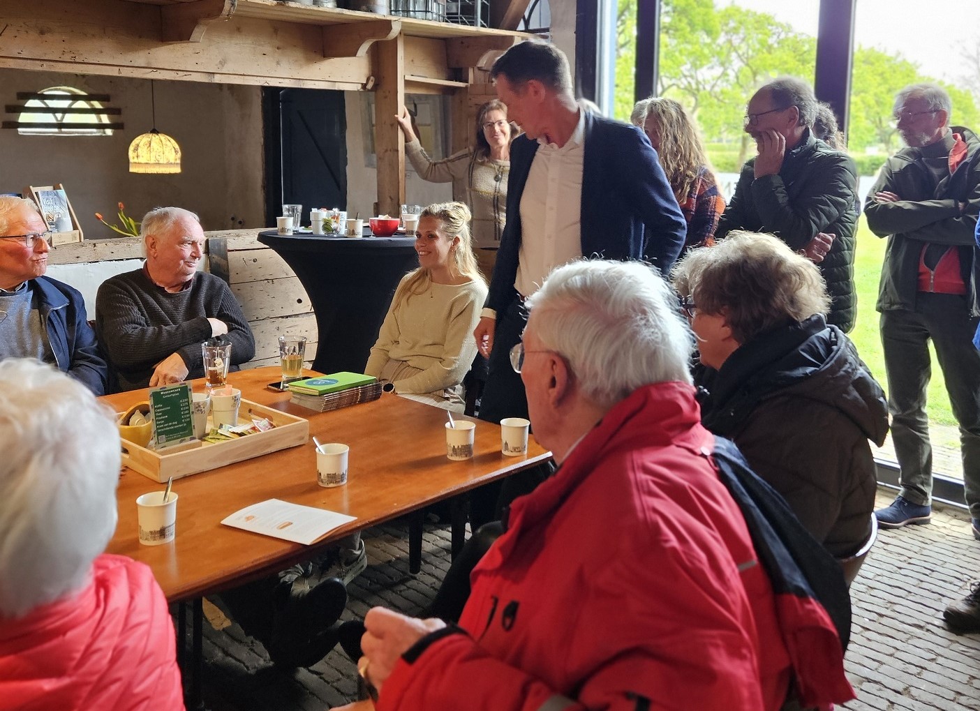 Foto: Geslaagde bijeenkomst Wereldwijd Naoberschap
