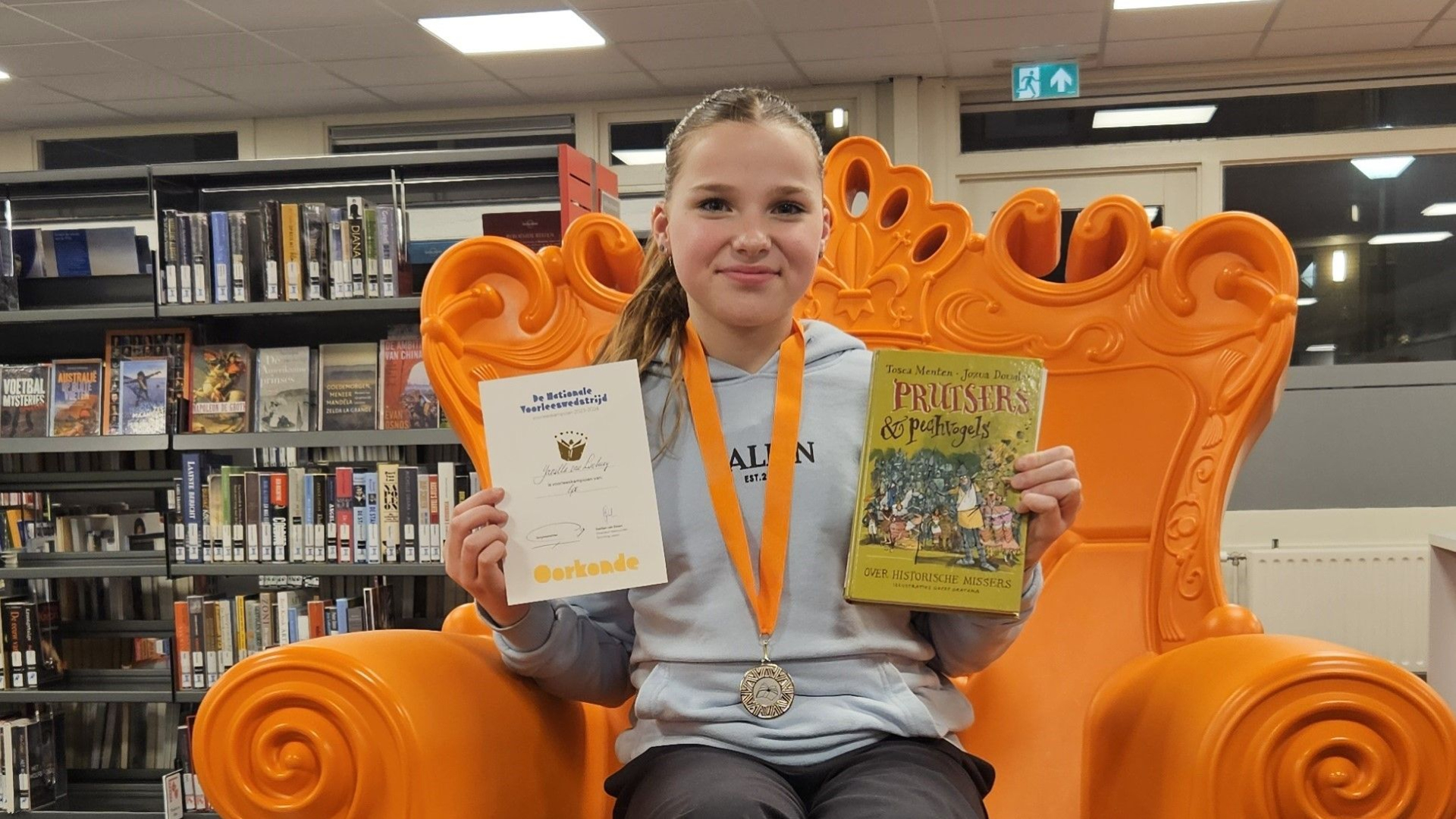 Foto: Yamilla van Limburg voorleeskampioen Epe!