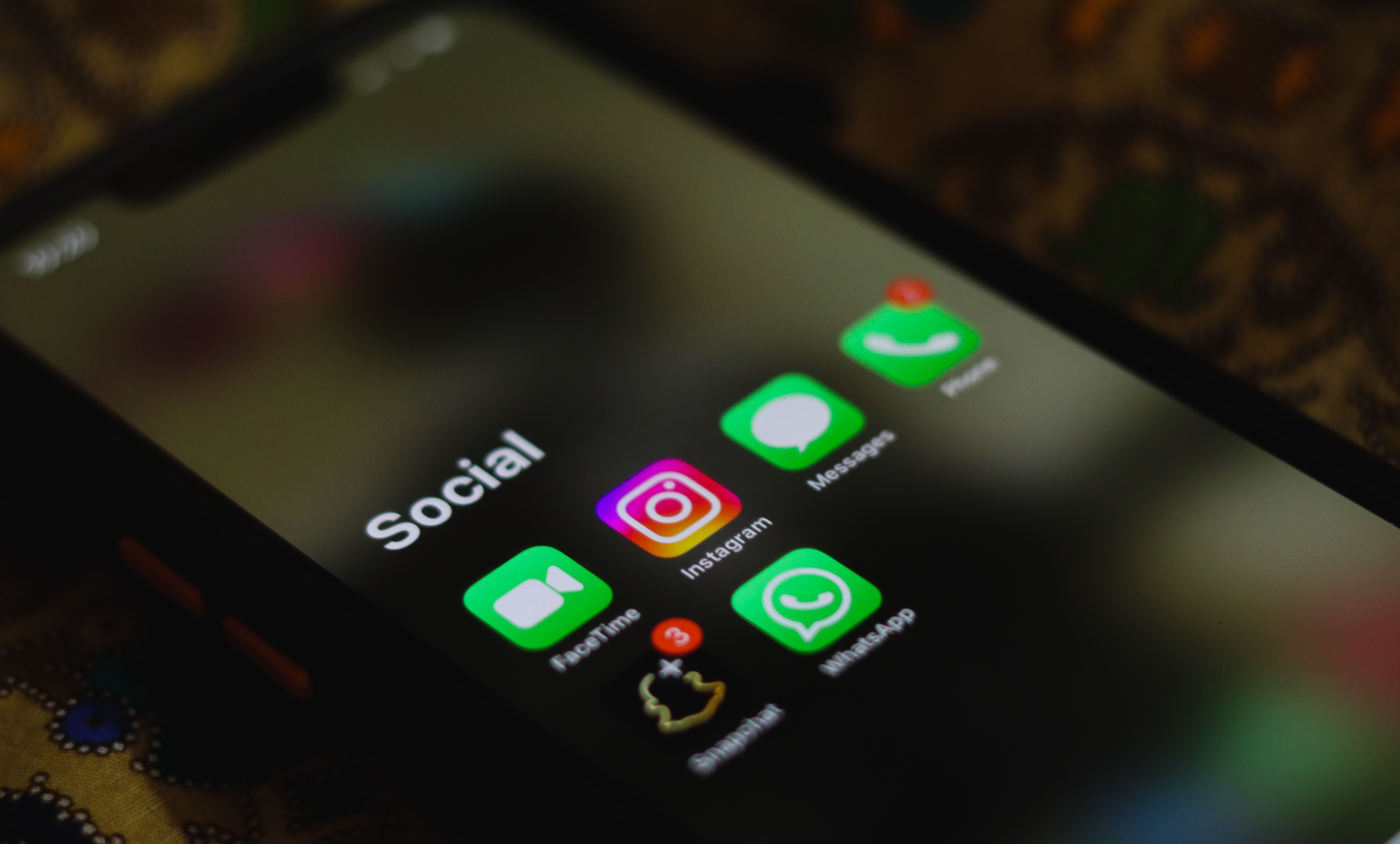 Jongeren uit Valkenswaard over hun telefoongebruik en sociale media