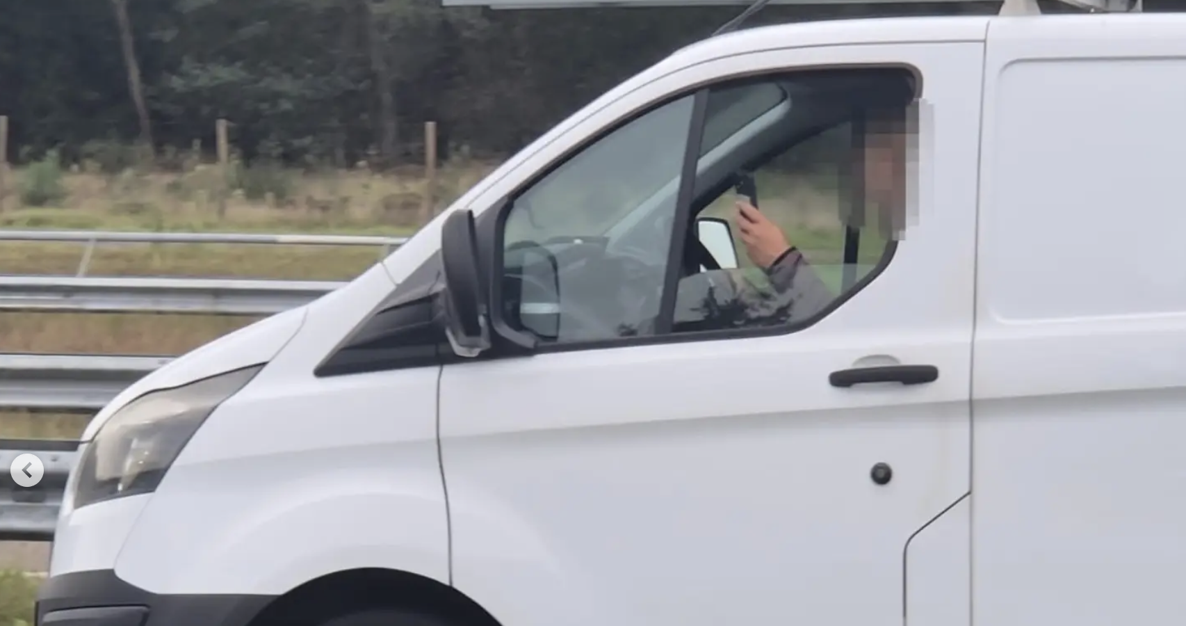 29 automobilisten beboet voor filmen ongeval op A58 bij Oirschot