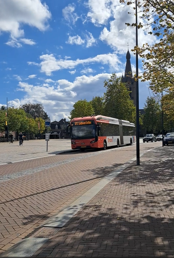 Donderdag opnieuw geen treinen en bussen door staking