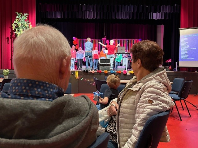 Foto: Fantastische opbrengst bij actiedag Popkoor Sing for Joy