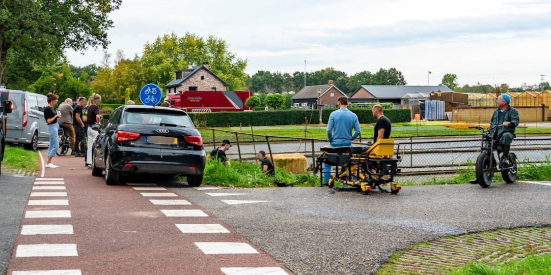 Brommerrijder gewond bij aanrijding met auto in Nijkerk