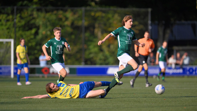 Foto: S.V. ’t Harde laat punt glippen in slotfase tegen Hatto Heim