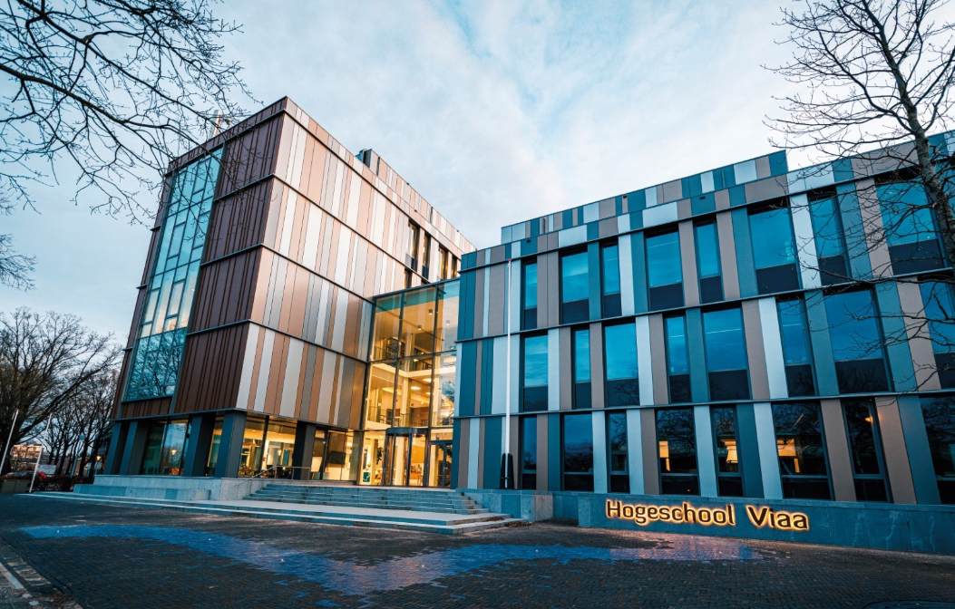 Foto: Hogeschool Viaa voor de vijfde keer op rij beste middelgrote hogeschool
