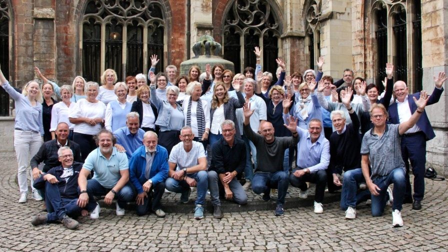 Foto: Praisekoor Menorah bij Veluwse Heuvel