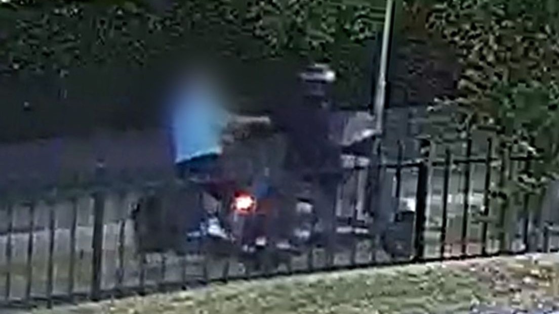 Foto: Fietsrit verandert in nachtmerrie voor 73-jarige vrouw