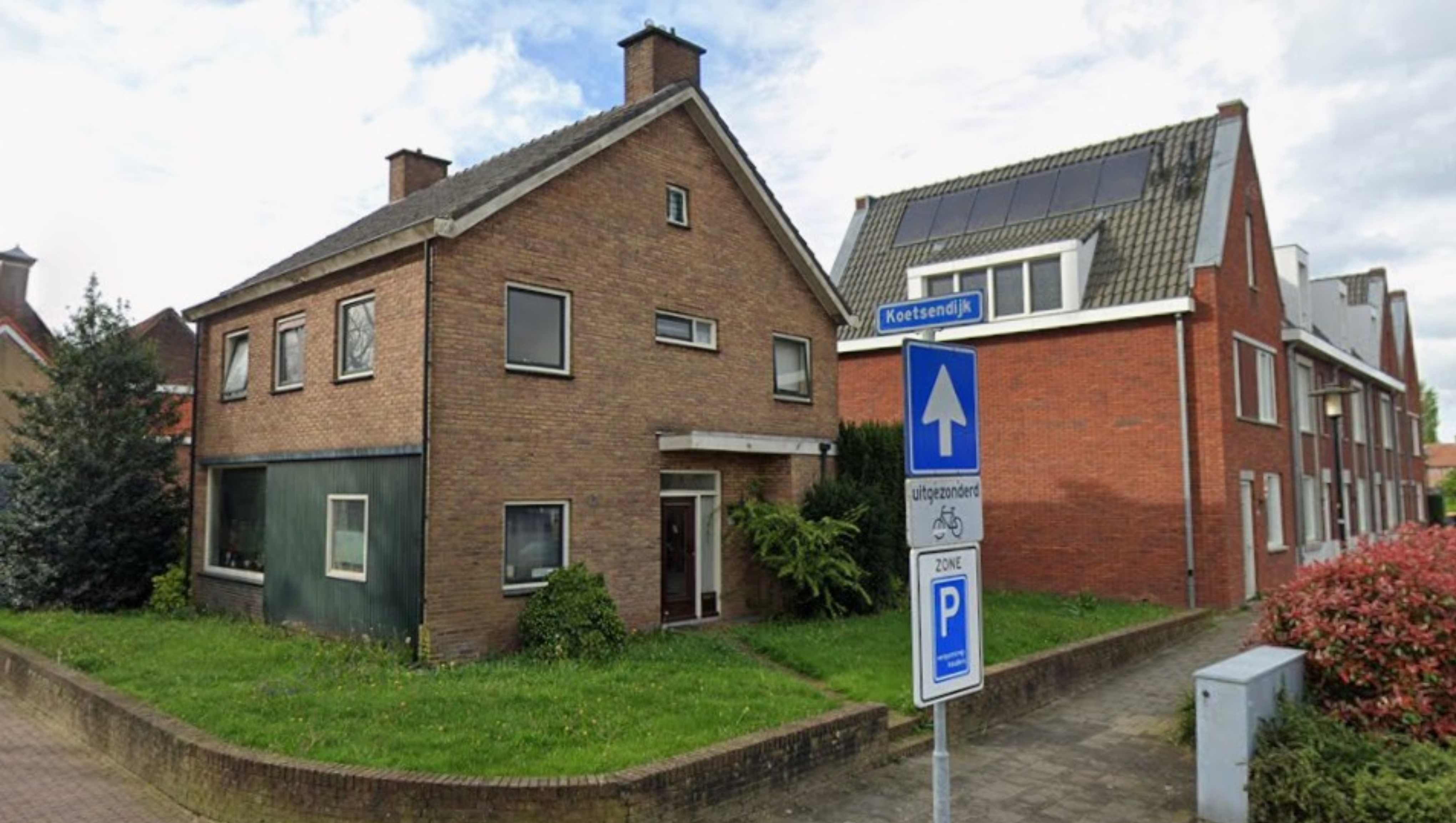 Bouwplannen Torenstraat in Nijkerk van tafel: voormalige burgemeesterswoning te koop
